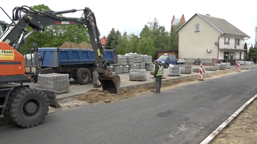 W gminie Lubraniec trwają intensywne prace drogowe