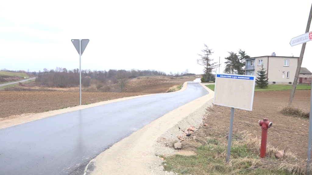 Czekali na nią latami… asfaltowa droga w Łąkach Markowych