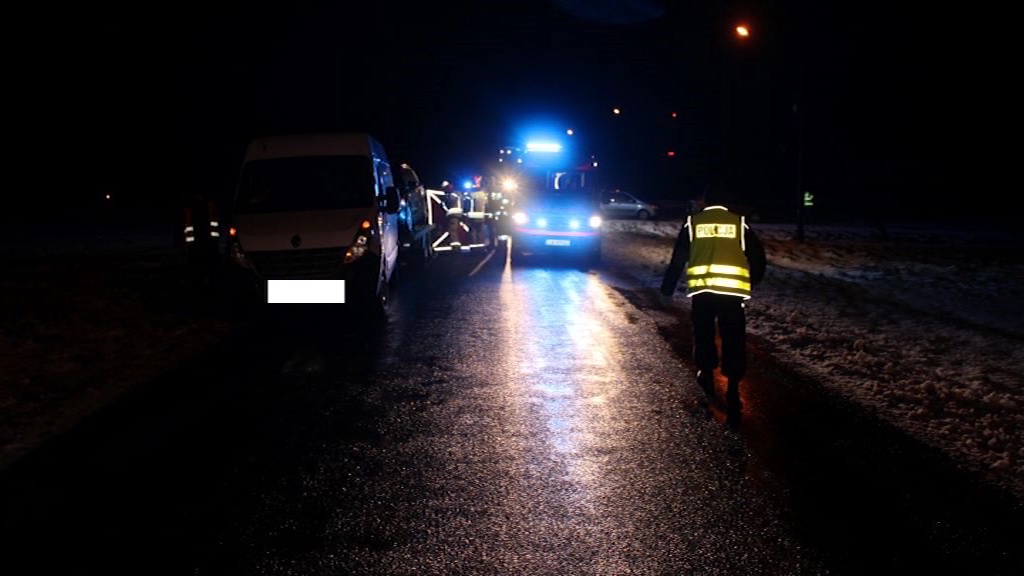 Najechał na leżącego na jezdni mężczyznę! 70-latek nie żyje