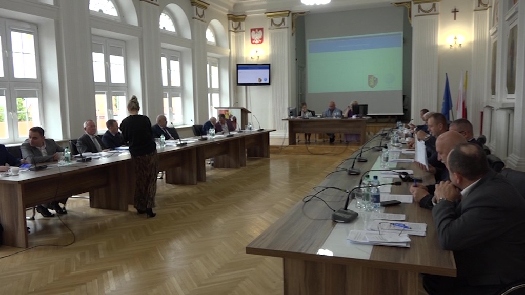 Przetargi na inwestycje drogowe – LIX sesja Rady Powiatu Włocławskiego